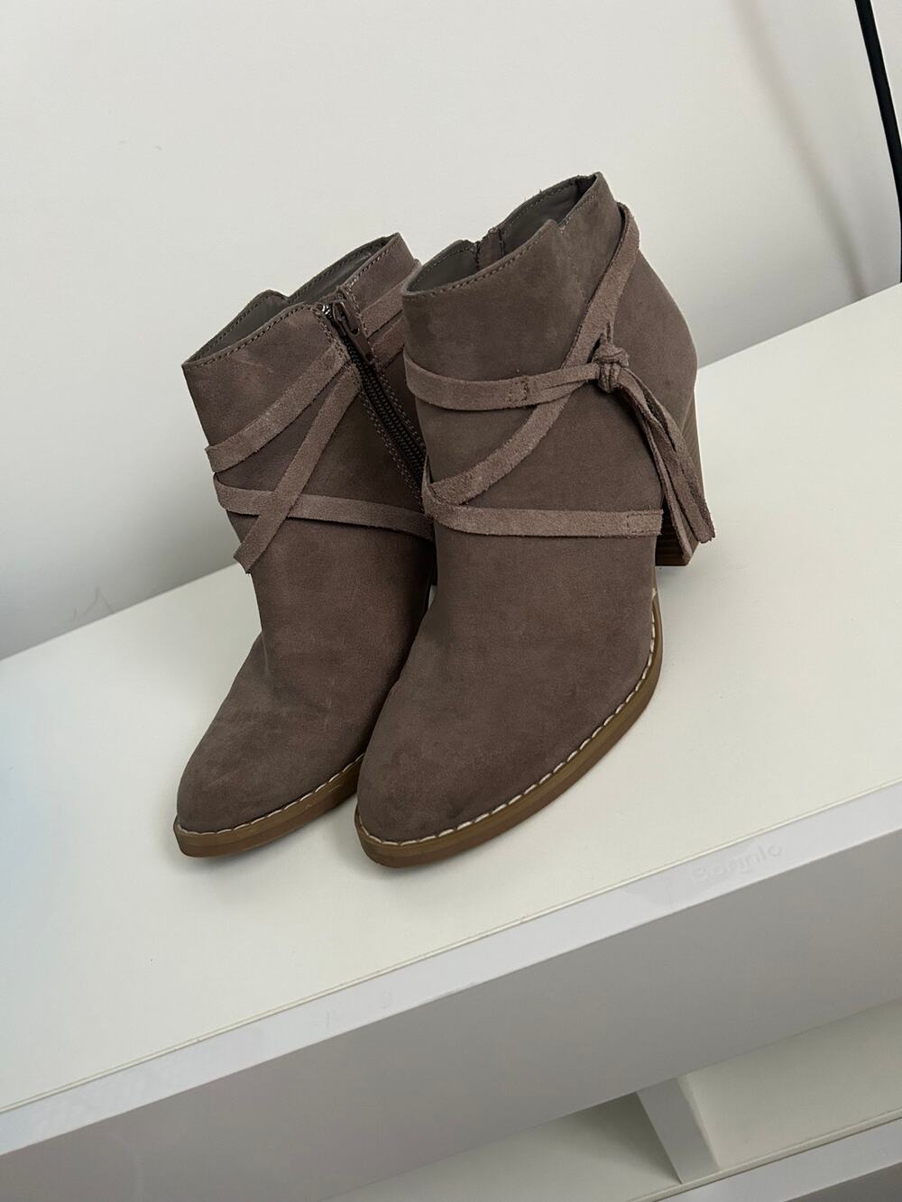 Express Heeled Booties *Size 7*